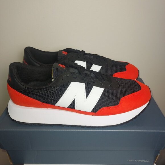 New Balance Black/Neo flame sneakers. - Picture 5 of 6